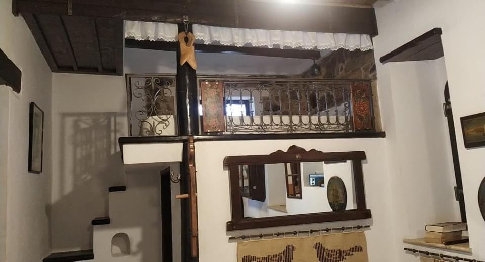 Xenios Z Rustic Rural Karidi